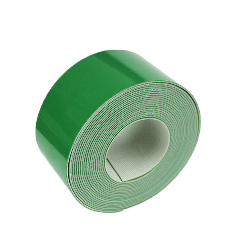 تسمه‌ نقاله PVC یکی از پرمصرف‌ترین تسمه‌های مورد استفاده در صنعت است. این تسمه‌ها در انواع طول و عرض و ضخامت تولید می گر 
